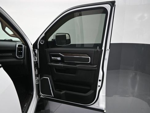 Used 2020 RAM 3500 Laramie AWD/4WD image 40