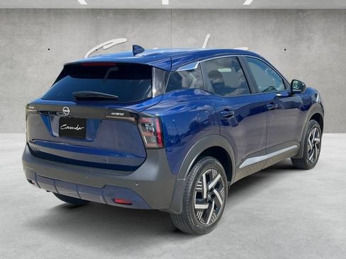 Used 2025 Nissan Kicks SV FWD image 16