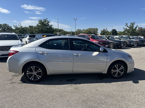 Used 2016 Toyota Corolla LE Premium FWD image 3