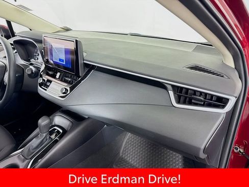Certified 2025 Toyota Corolla LE w/ Convenience Package FWD image 25