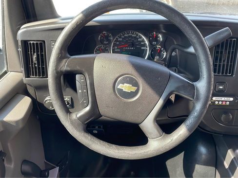Used 2015 Chevrolet Express 3500 w/ Shuttle Bus Package RWD image 18