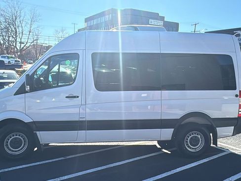 Used 2014 Mercedes-Benz Sprinter 2500 image 6