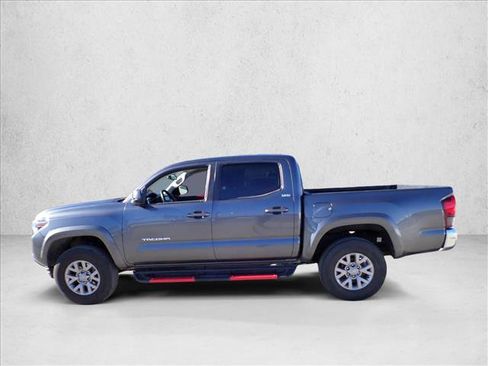 Used 2022 Toyota Tacoma SR5 image 2
