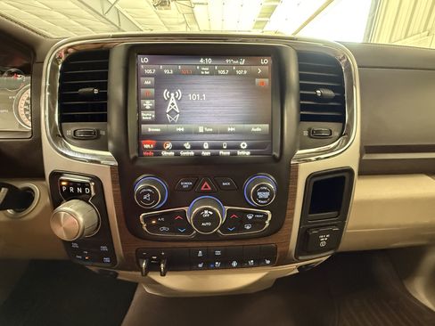 Used 2018 RAM 1500 Laramie AWD/4WD image 23
