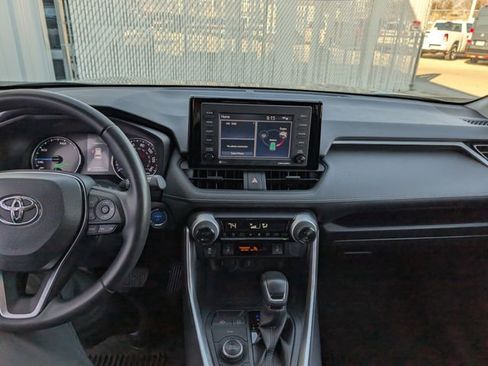 Used 2021 Toyota RAV4 XLE w/ XLE Grade Weather Package image 3