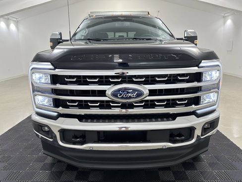 New 2025 Ford F250 Lariat w/ Lariat Ultimate Package image 2