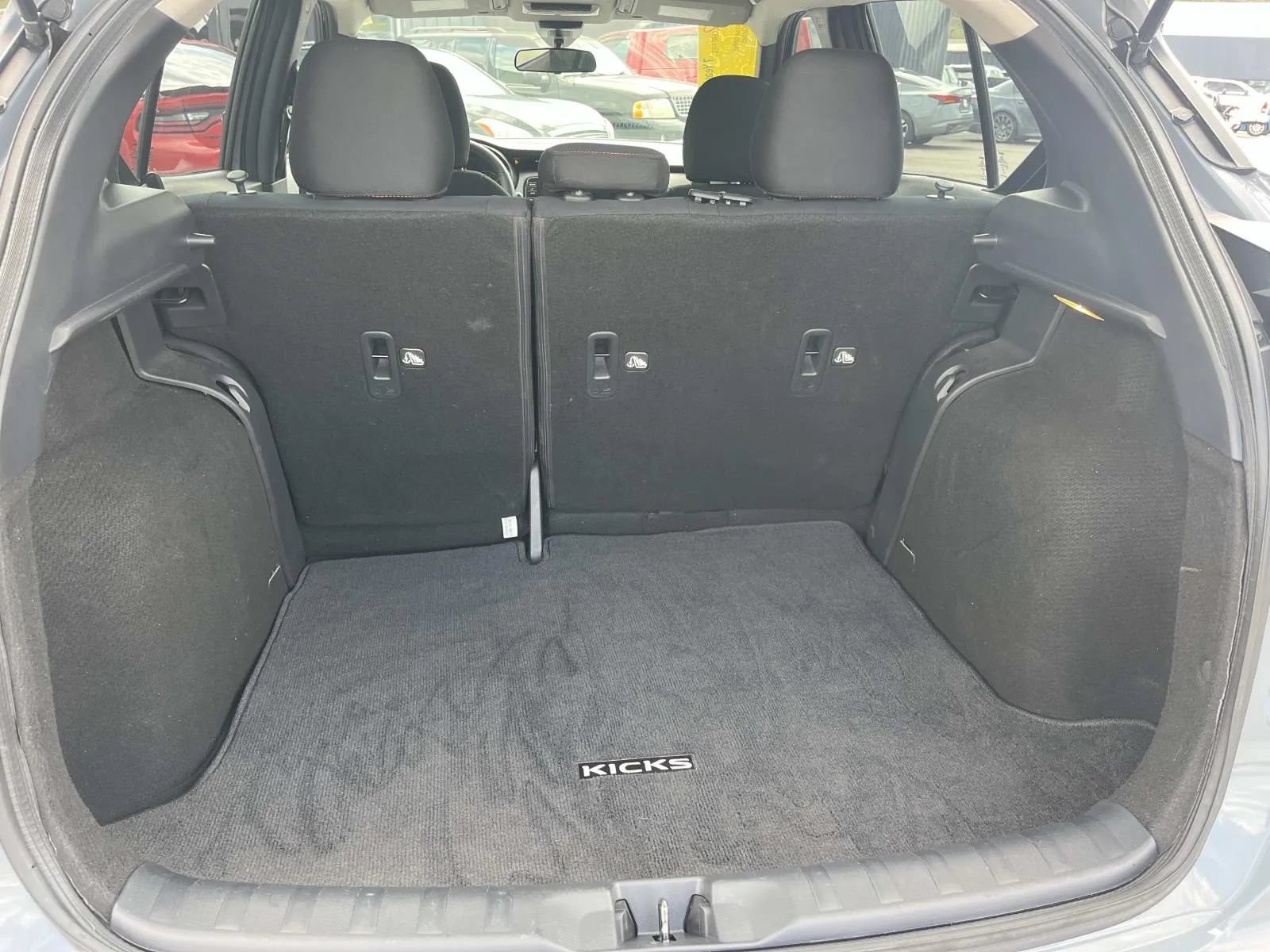 Used 2024 Nissan Kicks SR FWD image 20