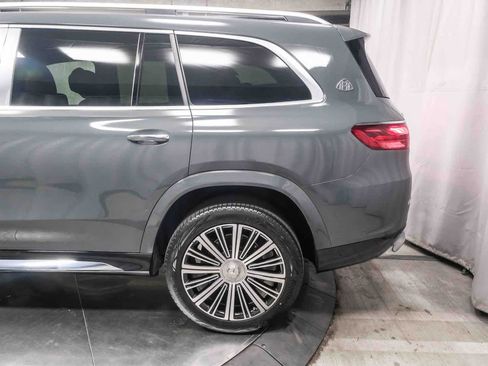 Used 2026 Mercedes-Benz Maybach GLS 600 4MATIC image 8