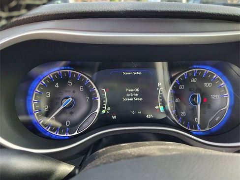 New 2026 Chrysler Pacifica Select image 16