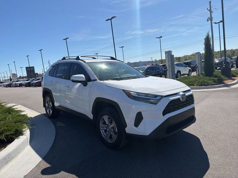 Used 2023 Toyota RAV4 XLE w/ Convenience Package image 3