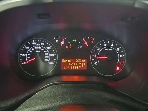 Used 2021 RAM ProMaster City Tradesman FWD image 5