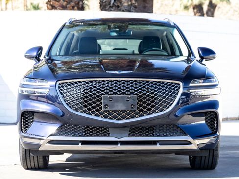 Used 2023 Genesis GV70 2.5T w/ Select Package image 4