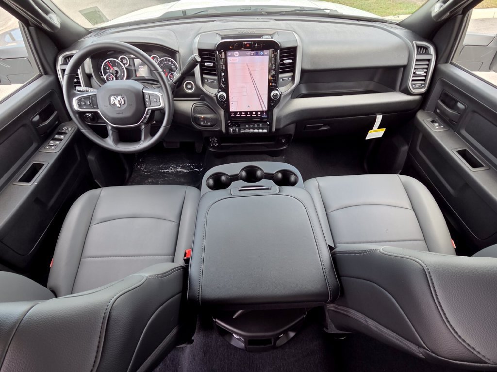New 2026 RAM 3500 Tradesman AWD/4WD image 24