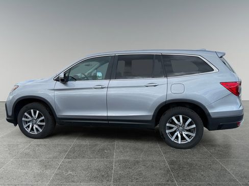 Used 2021 Honda Pilot EX image 3