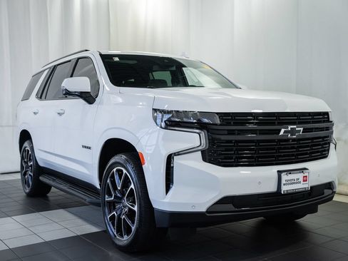 Used 2024 Chevrolet Tahoe RST w/ Luxury Package AWD/4WD image 1