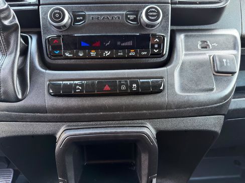 Used 2023 RAM ProMaster 2500 w/ Convenience Group image 22