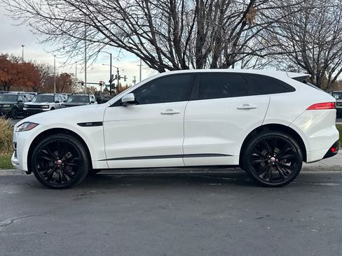 Used 2018 Jaguar F-PACE R-Sport image 5