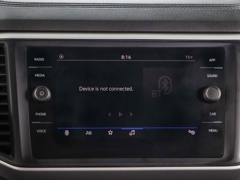 Used 2021 Volkswagen Atlas Cross Sport SE image 19