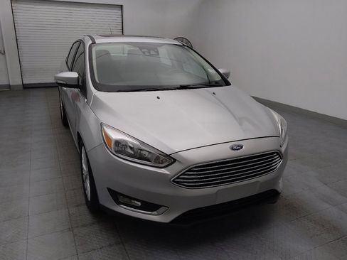 Used 2018 Ford Focus Titanium w/ Titanium Technology Package image 14