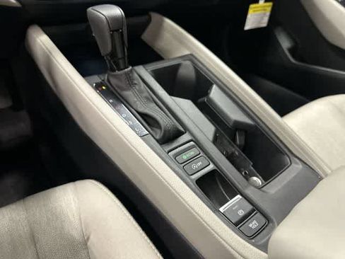 Certified 2025 Honda Accord SE image 23