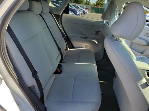 Certified 2024 Hyundai Kona SEL AWD/4WD image 21