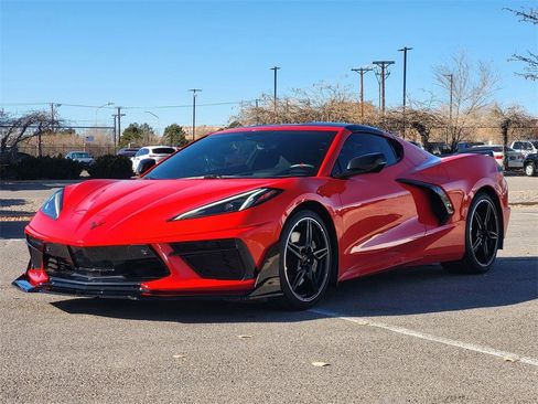 Used 2020 Chevrolet Corvette 2LT w/ 2LT Preferred Equipment Group image 4
