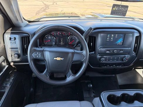 Used 2018 Chevrolet Silverado 3500 W/T AWD/4WD image 9