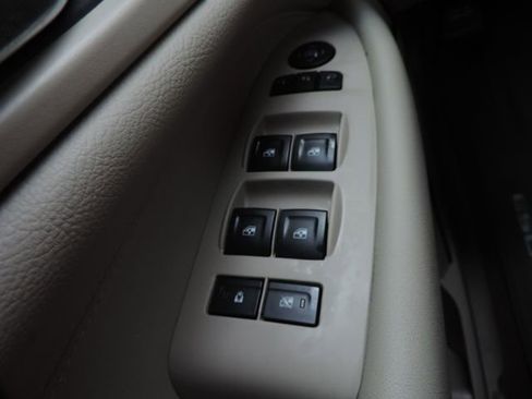 Used 2019 Cadillac Escalade Luxury AWD/4WD image 27