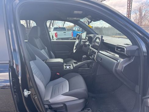 Used 2024 Toyota Tacoma TRD Sport image 15