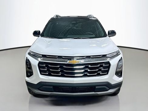 New 2026 Chevrolet Equinox LT w/ Safety and Technology Package FWD image 3