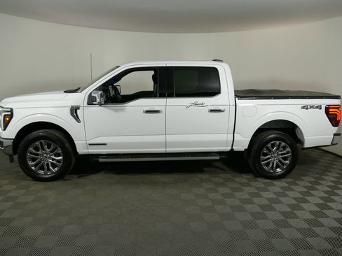 Used 2025 Ford F150 Lariat w/ Equipment Group 501A Mid AWD/4WD image 6