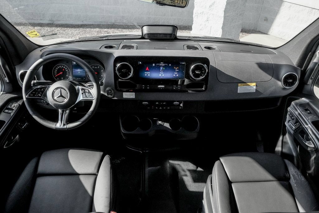 Used 2026 Mercedes-Benz Sprinter 2500 image 21