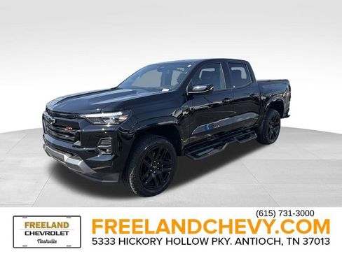 Used 2025 Chevrolet Colorado Z71 w/ Z71 Convenience Package 2 AWD/4WD image 7