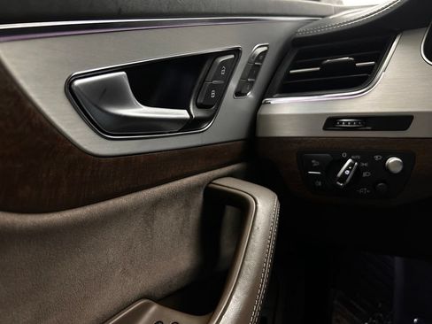 Used 2019 Audi Q7 3.0T Prestige AWD/4WD image 19