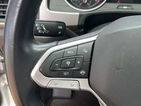 Used 2021 Volkswagen Atlas SE FWD image 39