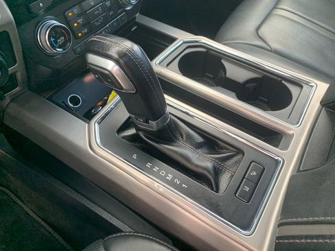 Used 2016 Ford F150 Platinum w/ Equipment Group 701A Luxury image 30