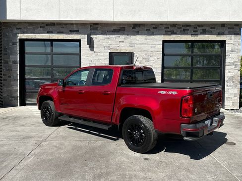 Used 2022 Chevrolet Colorado LT w/ Trail Boss Package AWD/4WD image 5