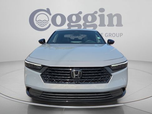Certified 2025 Honda Accord Sport image 8