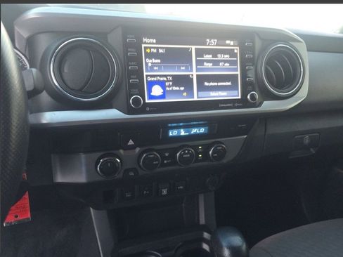 Used 2021 Toyota Tacoma SR5 image 28