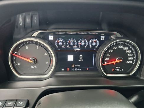 Used 2023 Chevrolet Silverado 3500 High Country AWD/4WD image 32