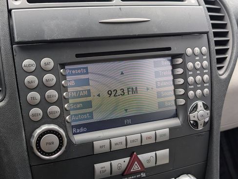Used 2005 Mercedes-Benz SLK 350 image 22