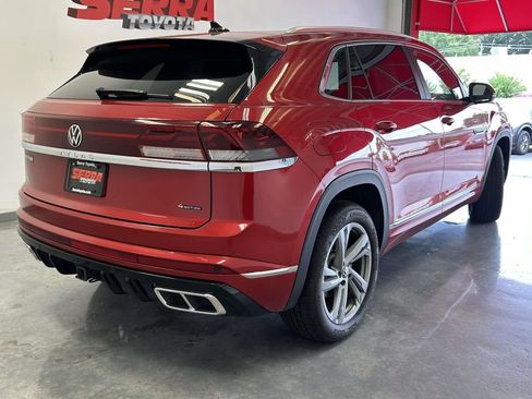 Used 2024 Volkswagen Atlas Cross Sport SEL R-Line AWD/4WD image 3