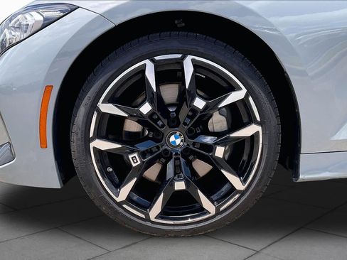 Used 2026 BMW 330i Sedan w/ M Sport Package RWD image 9
