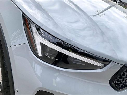 New 2026 Volvo XC40 B5 Plus w/ Protection Package Premier AWD/4WD image 40