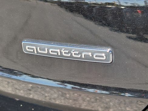 Used 2020 Audi Q3 2.0T Premium AWD/4WD image 9