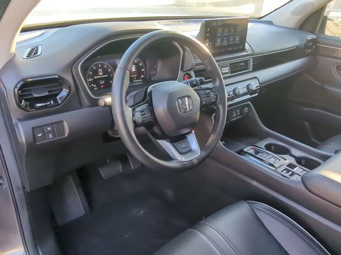 Certified 2024 Honda Pilot Elite image 12