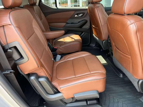 Certified 2018 Chevrolet Traverse High Country AWD/4WD image 21
