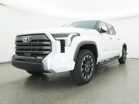 New 2026 Toyota Tundra Limited AWD/4WD image 32