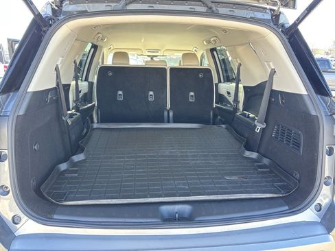 Used 2024 Nissan Pathfinder SL image 21