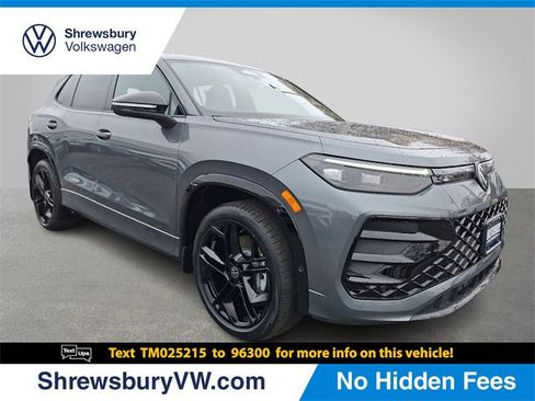 New 2026 Volkswagen Tiguan SE R-Line image 1